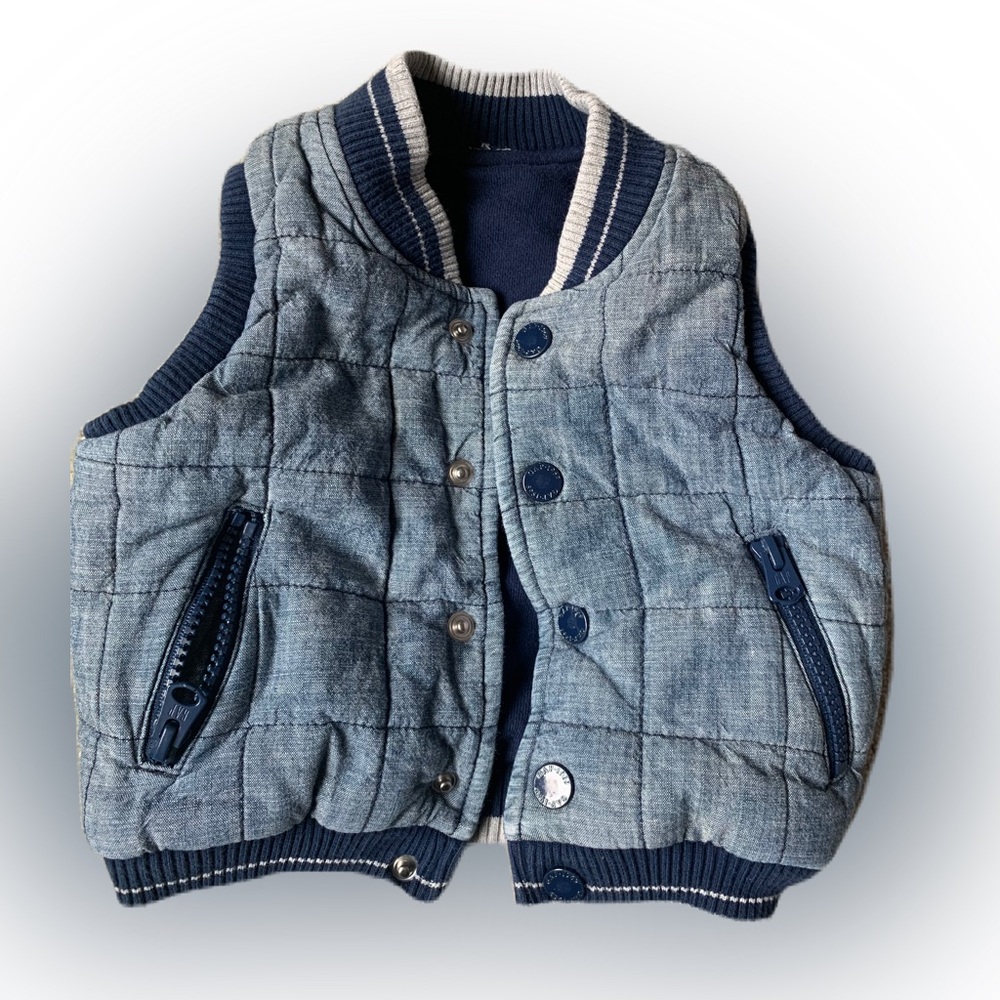 Baby Gap reversible puffy blue vest. Size 18-24 months